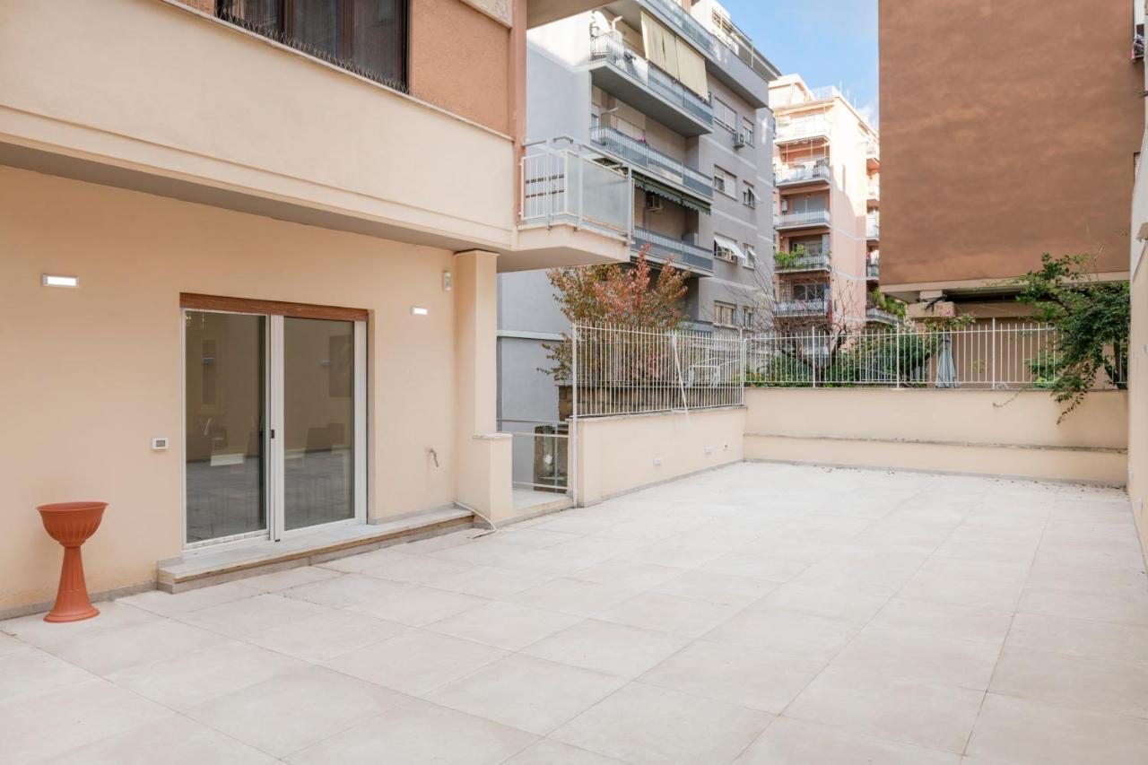 Easystayrome 10 Pax 3 Baths 1 Min From Metro Exterior photo